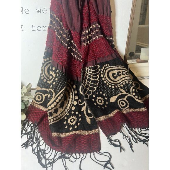 Chico's Whimsygoth Witchy Gothic Dark Floral Tapestry Scarf - Picture 2 of 7